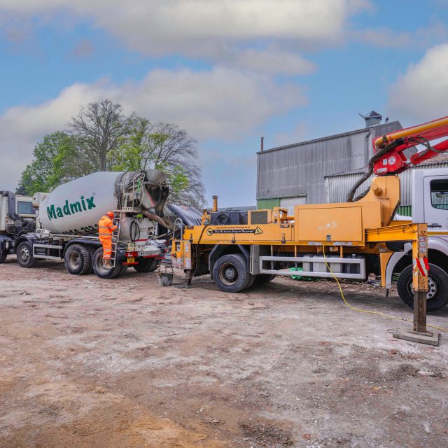 Madmix cement truck